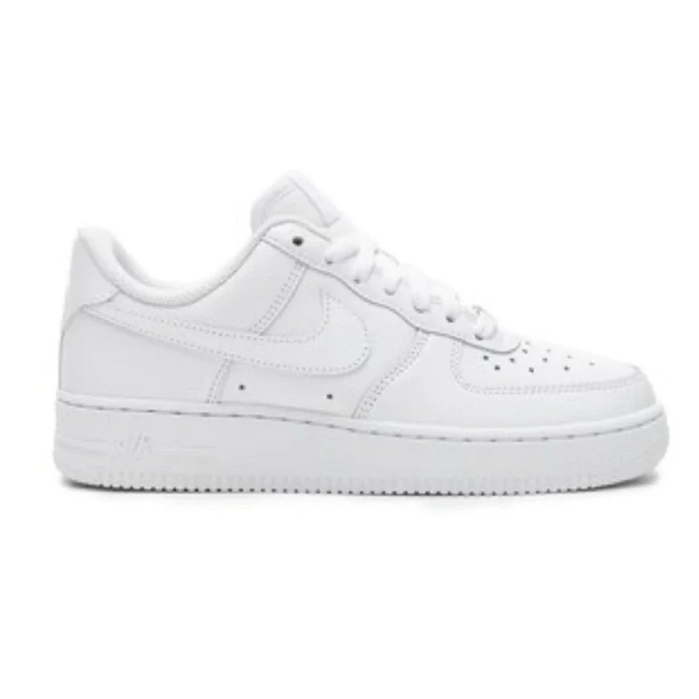 Nike Air Force 1 '07 Triple White Women's Size 8 Low-Top Sneakers